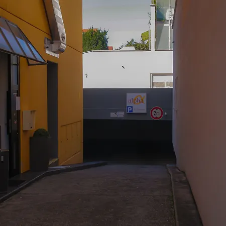 Alpha Hotel 2*
