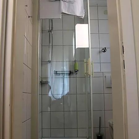 Alpha Otel 2*