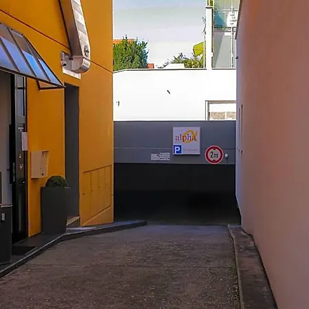 Otel Alpha 2*