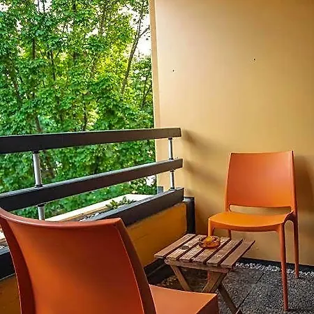 Otel Alpha 2*